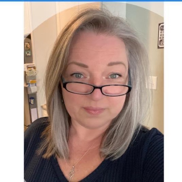 Meet your Posher, Kristi - Picture 1 of 1